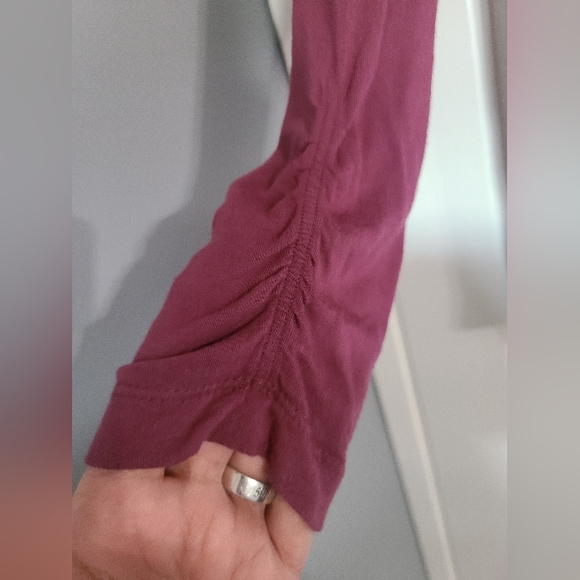 REVOLUTION Embroidered Tunic Blouse w/ Ruched Long Sleeves (Dark Fuchsia) - Picture 7 of 10